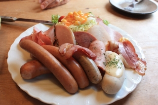 �摜(320x213)�E�g��摜(640x426)