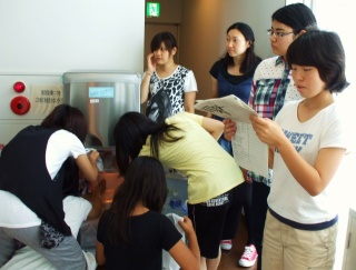 �摜(320x243)�E�g��摜(640x487)