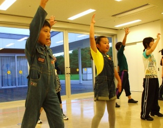 �摜(320x251)�E�g��摜(640x502)